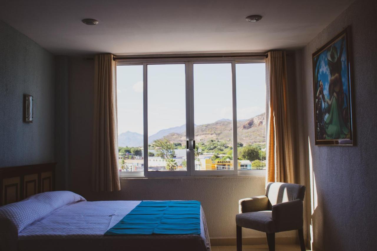 Hotel De La Pena Inn Santo Domingo Tehuantepec Kültér fotó